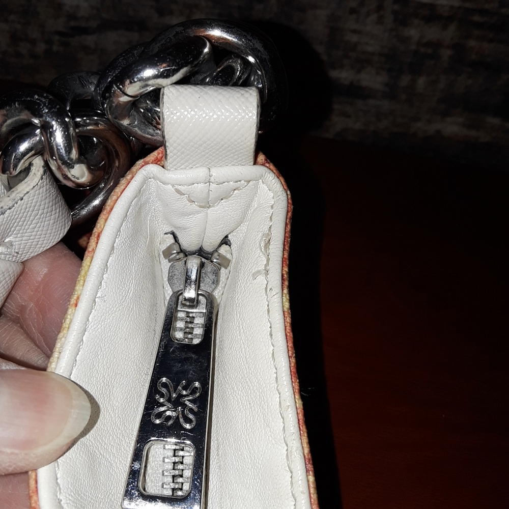 Simply Vera Vera Wang purse - Picture 5 of 7